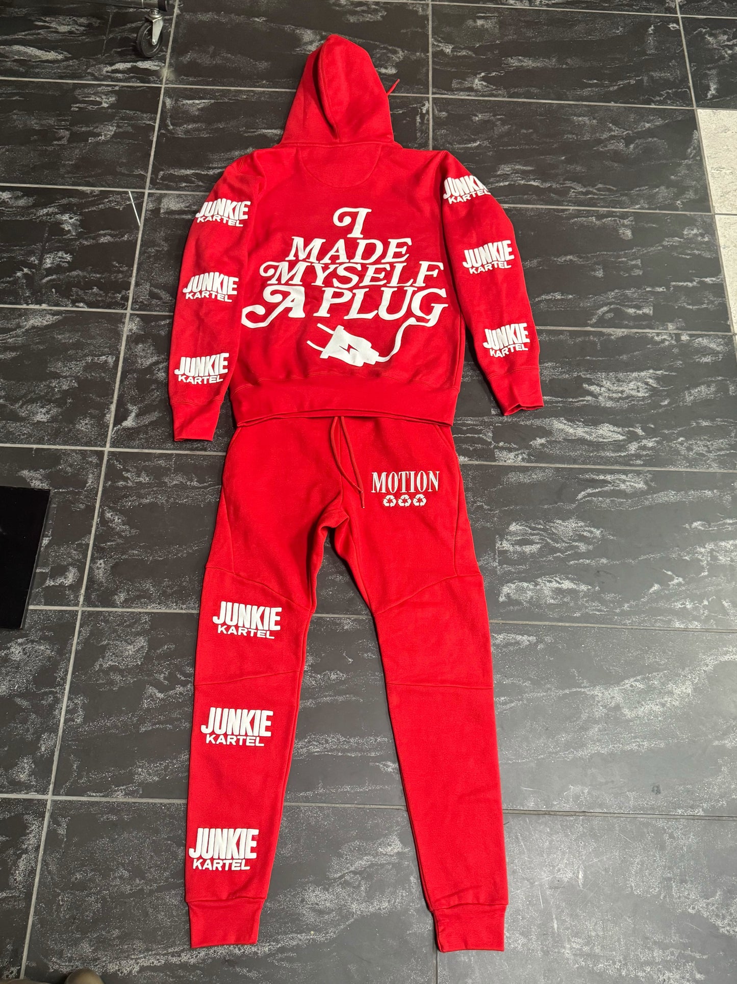 JUNKIE KARTEL MOTION SWEATSUITS RED